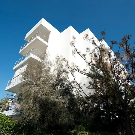 Glabur - The Sunny Atelier - City, Free Parking & Wifi, Welcomes You!!! *