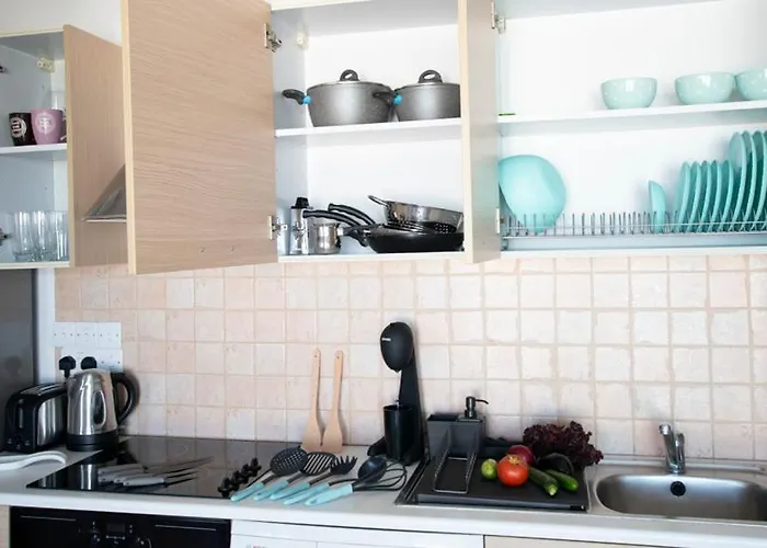 Glabur - The Sunny Atelier - City, Free Parking & Wifi, Welcomes You!!! Apartment Nicosia